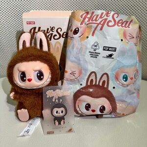 Labubu have a seat secret duo duo